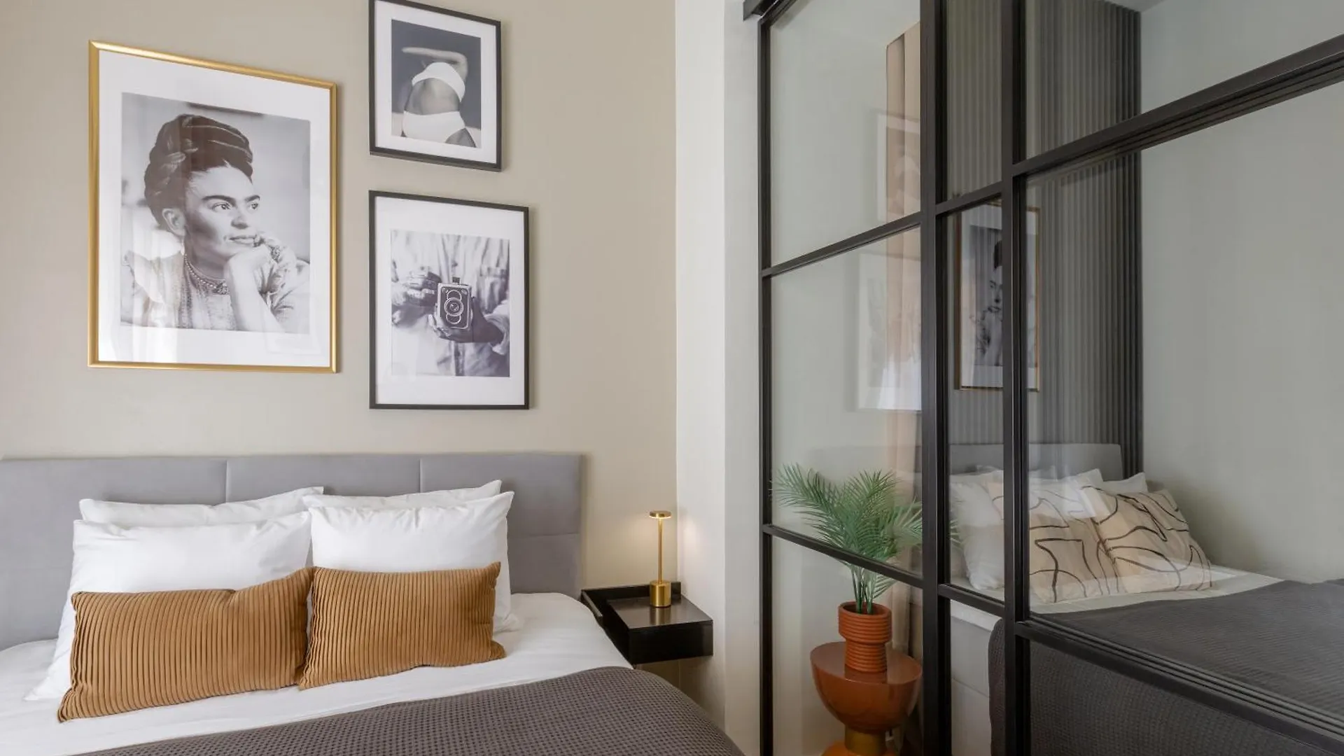 Turnkey I Republic Square Apartments Prague